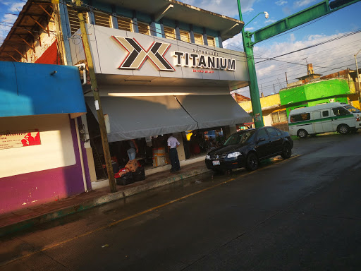 Titanium Buses - Visual