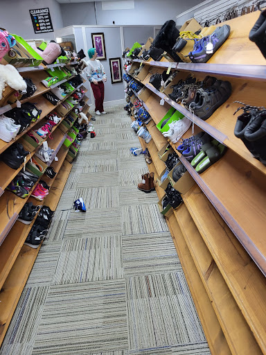 Guinn's Shoes - Thumbnail