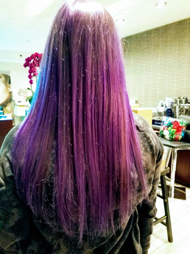 Mariposa Salon - Thumbnail