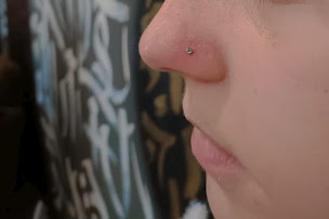 Photo n°3 de Destiny Piercing à Calais (Salon de tatouage et piercing)