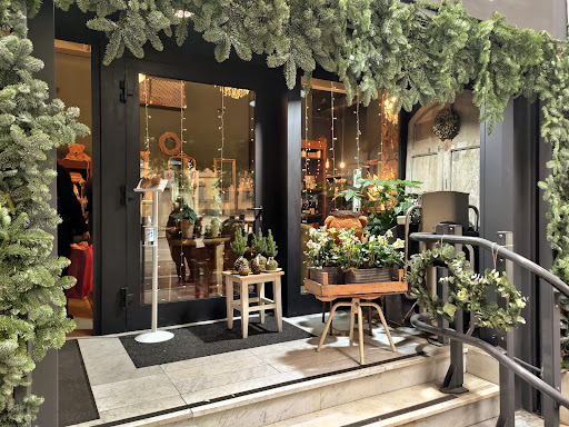 Deposito 80 Concept Store