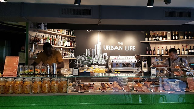 Carrefour Express - Supermarket