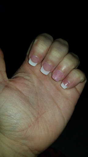 Love's Nails - Visual