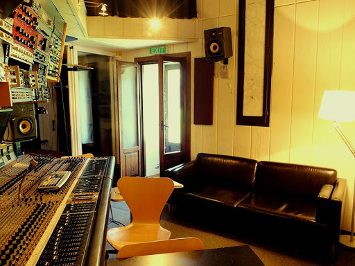 Estudio Bat! - Visual