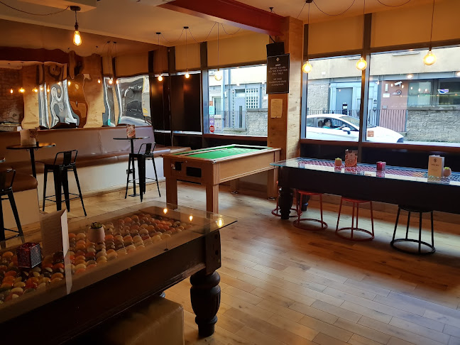 Marcos (Pool, Karaoke and Pizzas) - Edinburgh
