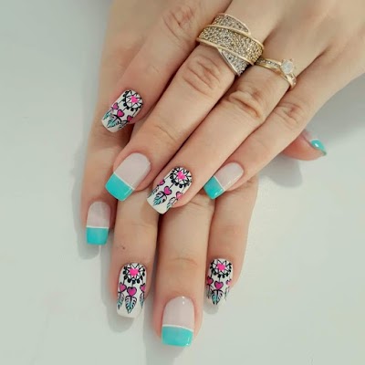 Photos of Pelos U&ntilde;as y tijeras