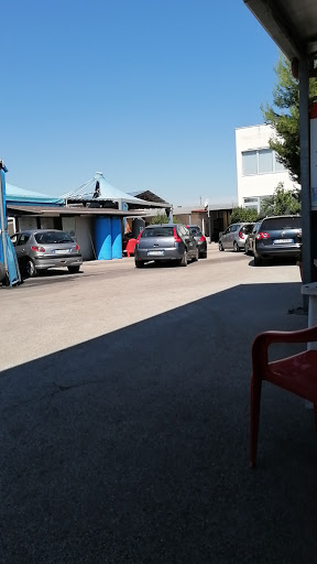 International Car Washing - Thumbnail