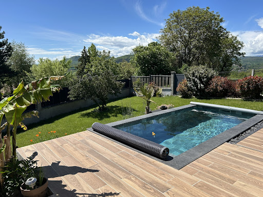 Photo de Les Piscines d'Orel - Var - Piscinier Pisciniste Entretien Dépannage Installation