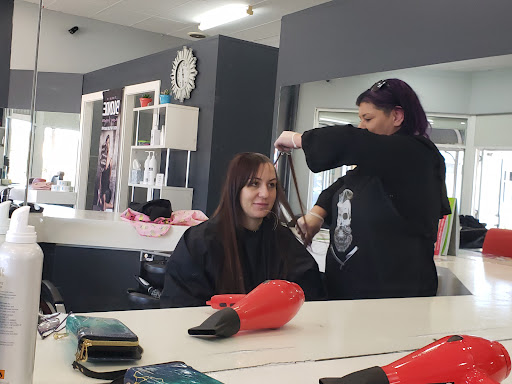 Jocelyns Hair Salon - Thumbnail
