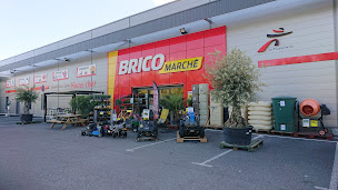 Photo n°1 de Bricomarché Tallard à Tallard (Magasin de poêles à bois)