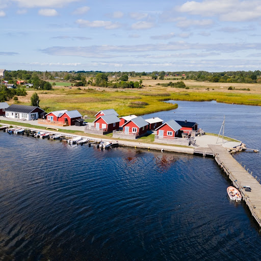 Källa Port