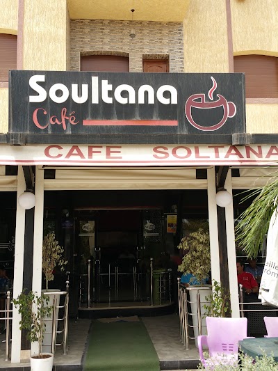 Photos of Caf&eacute; Sultana