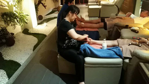 泰師父足體養生會館評價、價格、網友推薦資訊 - 專業按摩與足底調理