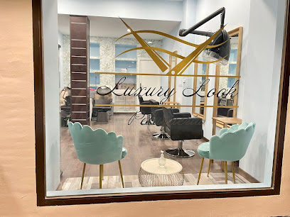 Luxury Look
