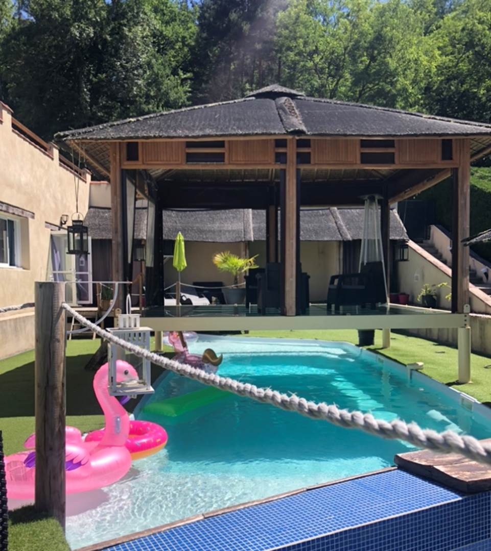 DOMAINE 2 LA TOUR - Suite & Spa - Housity