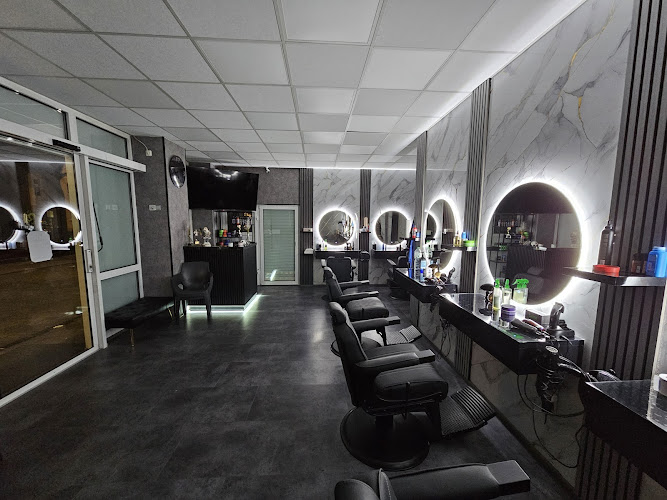 Friseur Shero Pro Styling