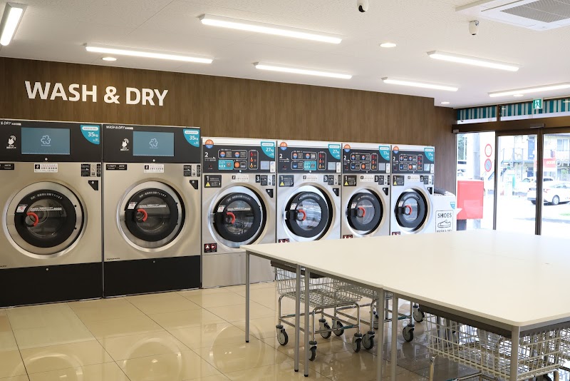 The 24 Laundry 本郷台店