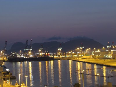 photo of ALGECIRAS CERCA PUERTO