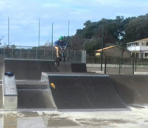 Skatepark de Castries - Thumbnail