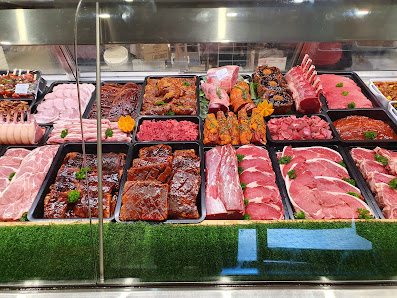 Image: Noosa Outlook Prestige Meats By owner