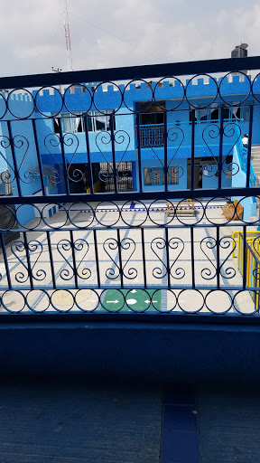UTEG Centro Universitario Kinder y Primaria Gallery - Mexico