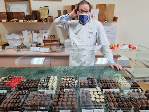 Mayfield Chocolates - Visual