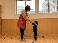 すせんじ駅前保育園