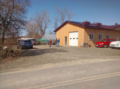 Muddy Fingers Farm 3859 Dugue Rd, Hector, NY 14841, United States