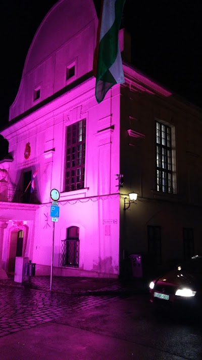 Photos of Polg&aacute;rmesteri Hivatal Szentendre