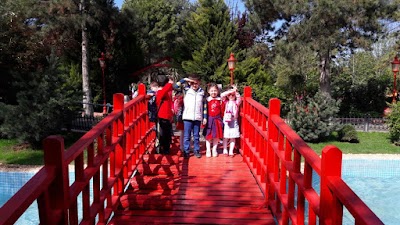 Photos of Canan Glance Martyrs Park