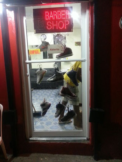 Photos of Yimal Peluqueria