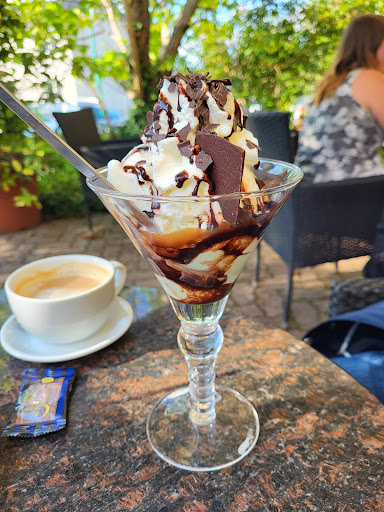Eiscafé "Im Grünen" - Zesch am See (b. Zossen) - Thumbnail