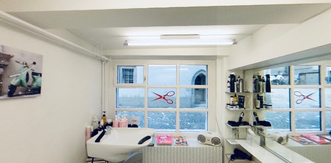 Studio Capelli lei e lui