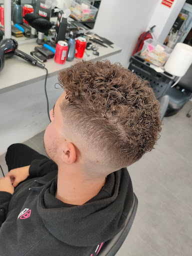 Peluquería y Barbería - Rubén García Grimaldi - Thumbnail