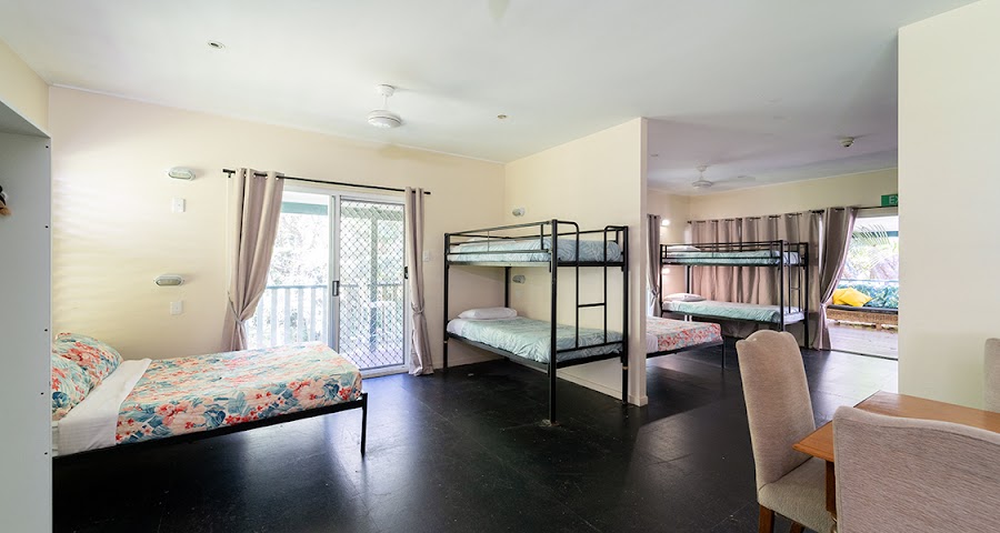 YHA Noosa Heads by null