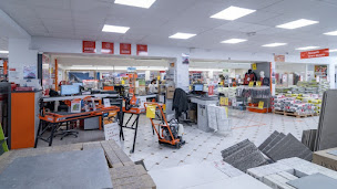 Photo n°12 de Point.P - Brignoles à Brignoles (Service de gestion des déchets)