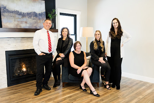 Julie Brown Real Estate Group RE/MAX Affiliates - Thumbnail