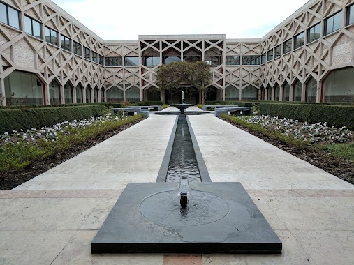 Ismaili Center in Lisbon, Author: Adnan Makhani