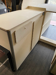 Photo n°31 de Van & Cie | Aménagement de van sur mesure Montpellier à Mauguio (Sellerie-bourrellerie)