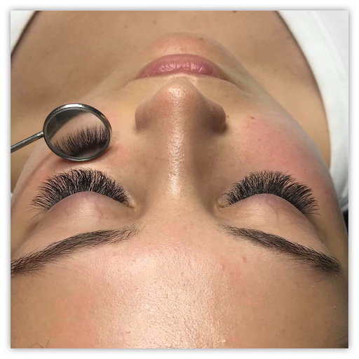 S. L. Beauty Lounge