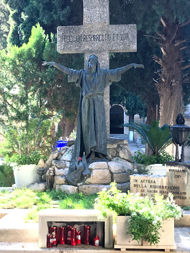 Cimitero Comunale di Sannicandro di Bari