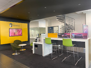 Photo n°5 de RENAULT ARGENTEUIL - ROUSSEAU AUTOMOBILE à Argenteuil (Vendeur de voitures d'occasion)