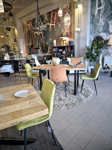 "Up" Italian Upcycled Vintage Furniture Gallery - Italy