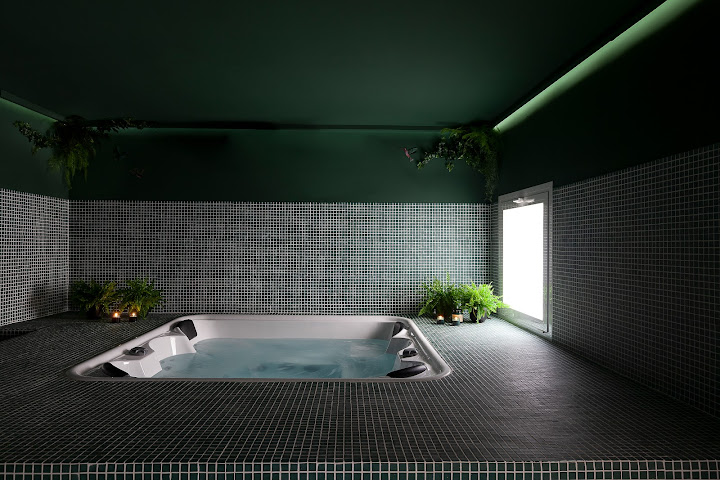 2060 The Newton Hostel by null