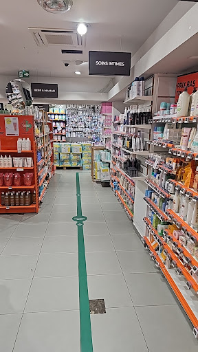 PHARMACIE ZINOUNE