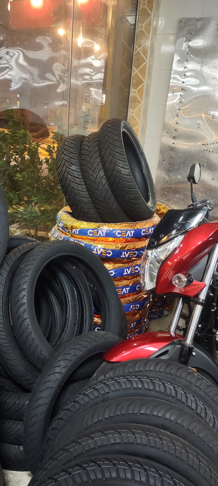 Al Naseeb Motor Cycles Repair work shop - صورة 2