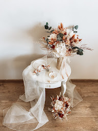 Photo n°15 de Flora Poësie Fleuriste à Fontenilles (Prestataire de mariage)