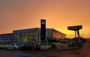 Photo n°21 de LEXUS Meaux à Nanteuil-lès-Meaux (Garage automobile)
