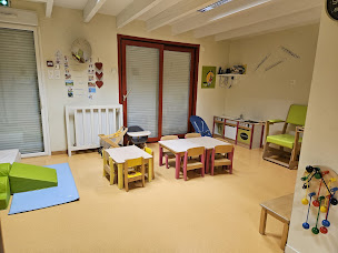 Photo n°1 de Micro Crèche Pom d'Api à Vieilley (Crèche)