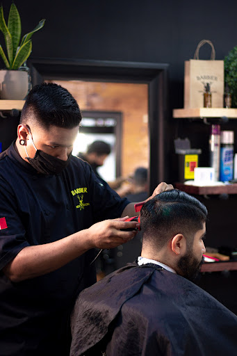 Barbier Men’s Salon